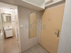 Prodej bytu 2+kk, Praha - Troja, Hnězdenská, 43 m2