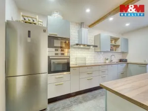 Prodej rodinného domu, Černošice, Komenského, 250 m2