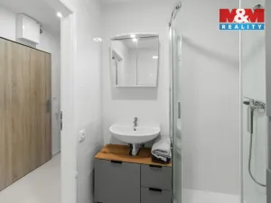 Prodej bytu 1+kk, Kladno - Kročehlavy, Benešovská, 37 m2