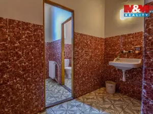 Prodej činžovního domu, Bílovec - Lubojaty, 500 m2