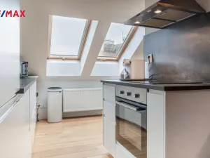 Pronájem bytu 3+kk, Praha - Nové Město, Masarykovo nábřeží, 130 m2