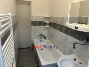 Pronájem bytu 2+1, Dubí, Zahradní, 57 m2