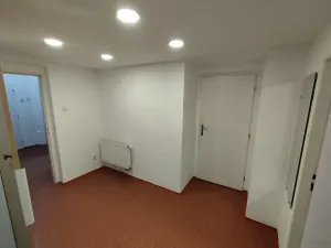 Pronájem kanceláře, Praha - Holešovice, Dobrovského, 110 m2