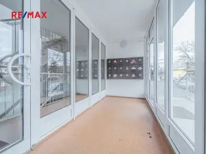 Prodej bytu 2+kk, Odolena Voda, Dolní náměstí, 43 m2