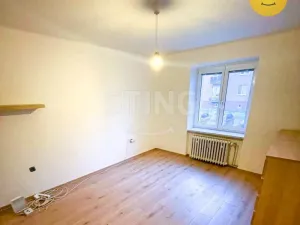 Pronájem bytu 2+1, Hodonín, J. Suka, 53 m2