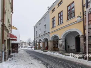 Prodej bytu 3+1, Hostinné, Dolní brána, 67 m2