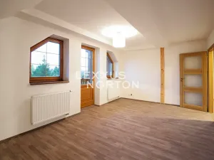 Pronájem rodinného domu, Roblín, 200 m2