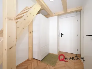 Pronájem bytu 1+kk, Praha - Nusle, Oldřichova, 19 m2