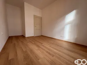 Pronájem bytu 2+kk, Praha, Plzeňská, 45 m2