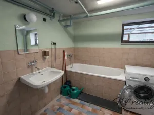 Prodej rodinného domu, Dešná, 232 m2