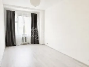 Pronájem bytu 2+kk, Praha - Nové Město, Na slupi, 50 m2