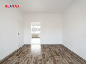 Prodej bytu 3+1, Praha - Strašnice, U kombinátu, 77 m2