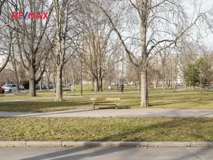 Prodej bytu 3+1, Praha - Strašnice, U kombinátu, 77 m2