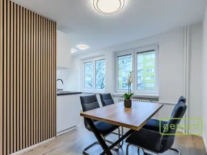 Pronájem bytu 3+1, Praha, Hrusická, 73 m2