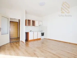 Pronájem bytu 2+kk, Ústí nad Labem, Poláčkova, 41 m2