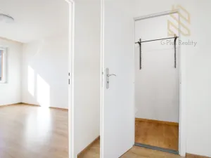 Pronájem bytu 2+kk, Ústí nad Labem, Poláčkova, 41 m2