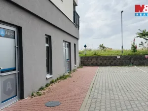 Pronájem kanceláře, Klecany, V Honech, 179 m2