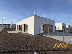 Pronájem rodinného domu, Hradec Králové - Svobodné Dvory, Milana Morávka, 121 m2