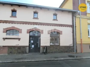 Pronájem obchodního prostoru, Opava, Tomáškova, 108 m2