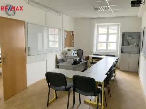 Pronájem kanceláře, Hradec Králové, Malé náměstí, 79 m2