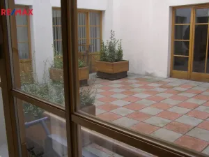 Pronájem kanceláře, Hradec Králové, Malé náměstí, 79 m2