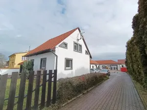 Pronájem skladu, Praha - Březiněves, Na hlavní, 331 m2