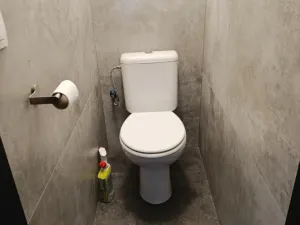 Pronájem skladu, Praha - Březiněves, Na hlavní, 331 m2