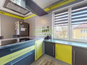 Prodej bytu 2+1, Okna, 60 m2