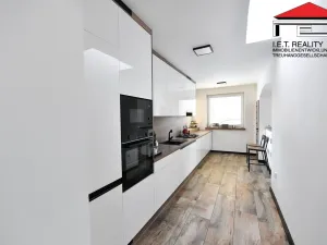 Prodej rodinného domu, Ostrava, Karla Hynka Máchy, 300 m2