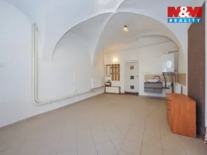 Pronájem obchodního prostoru, Polná, Sezimovo náměstí, 40 m2