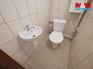 Pronájem obchodního prostoru, Polná, Sezimovo náměstí, 40 m2