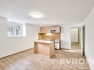 Prodej rodinného domu, Proseč, 200 m2