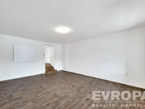 Prodej rodinného domu, Proseč, 200 m2