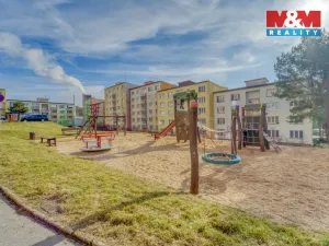 Prodej bytu 3+1, Žlutice, Pod Strání, 75 m2