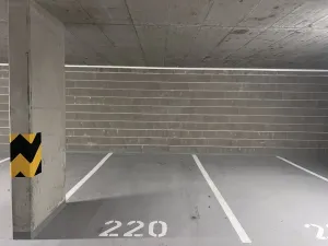 Pronájem bytu 1+kk, Praha - Dolní Měcholupy, Honzíkova, 25 m2