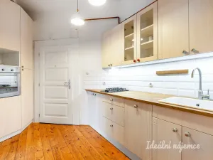 Pronájem bytu 2+1, Praha - Nusle, Na Jezerce, 49 m2