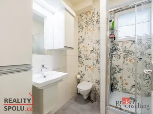 Prodej bytu 2+1, Hradec Králové, Okružní, 50 m2