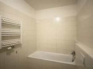 Pronájem bytu 1+kk, Praha - Uhříněves, Václava Trojana, 31 m2