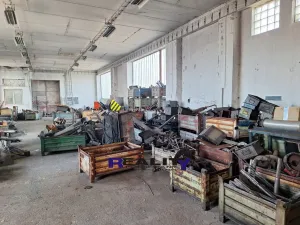 Pronájem výrobních prostor, Vroutek, Vidhostická, 1000 m2