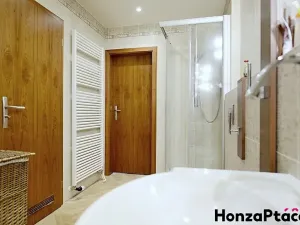 Pronájem bytu 3+kk, Praha - Prosek, Zubrnická, 81 m2