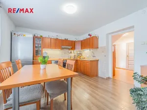 Prodej rodinného domu, Svinařov, Za Křenovkou, 160 m2