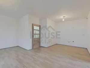 Prodej bytu 3+kk, Břežany II, 89 m2