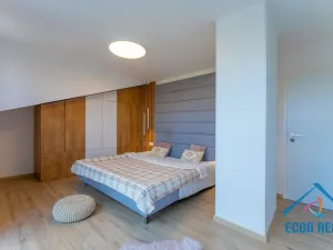 Pronájem rodinného domu, Praha, Na konečné, 224 m2