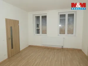 Prodej činžovního domu, Žleby, Zámecké náměstí, 228 m2