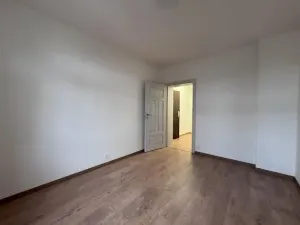 Pronájem bytu 2+kk, Praha - Střešovice, Na Petynce, 44 m2