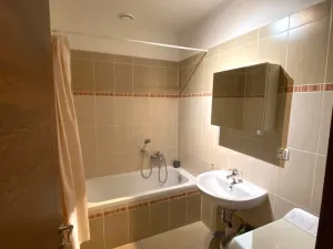 Prodej bytu 2+kk, Karlovy Vary, Jateční, 40 m2