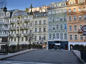 Prodej bytu 2+kk, Karlovy Vary, Vřídelní, 58 m2
