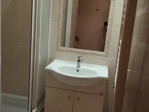 Prodej bytu 2+kk, Karlovy Vary, Vřídelní, 28 m2