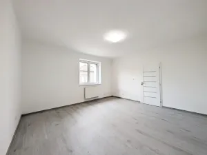 Pronájem bytu 2+kk, Nymburk, Park v Kolonii, 42 m2