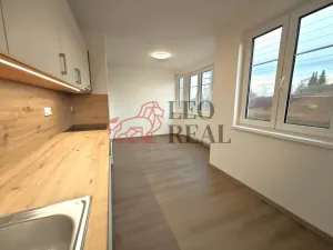 Prodej bytu 3+1, Praha - Kunratice, Hornomlýnská, 94 m2